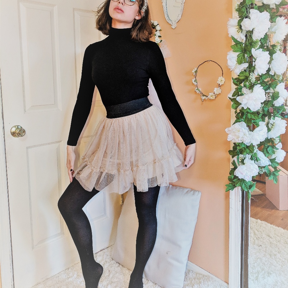 Nude tulle mini skirt